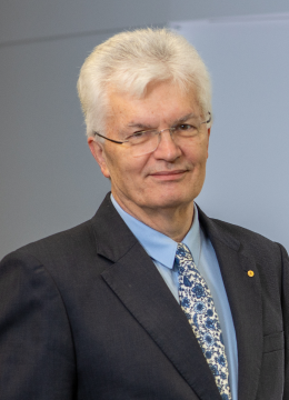 Sec Glyn Davis
