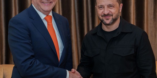 Prime Minister Anthony Albanese with President of Ukraine Volodymyr Zelenskyy while in Rome, Italy. 